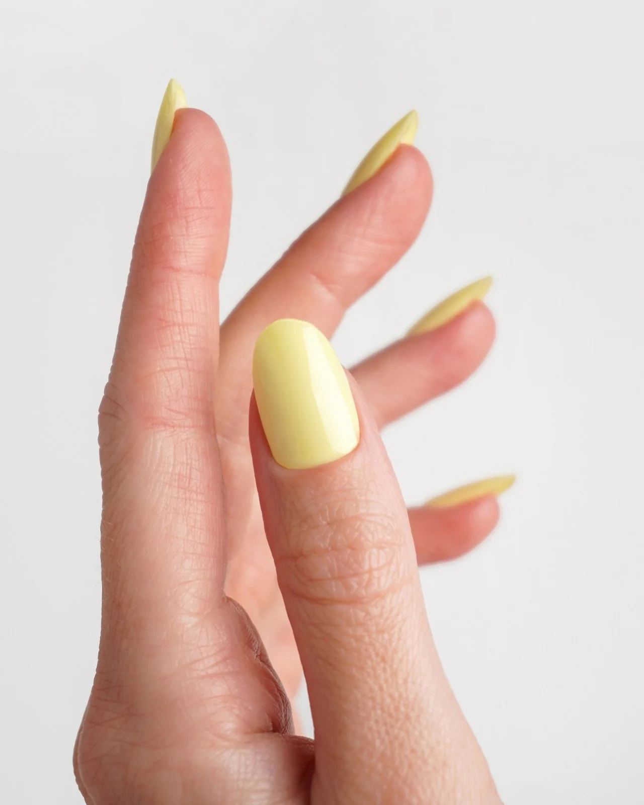 Lemon Sorbet UV Gel Strips - Image 4