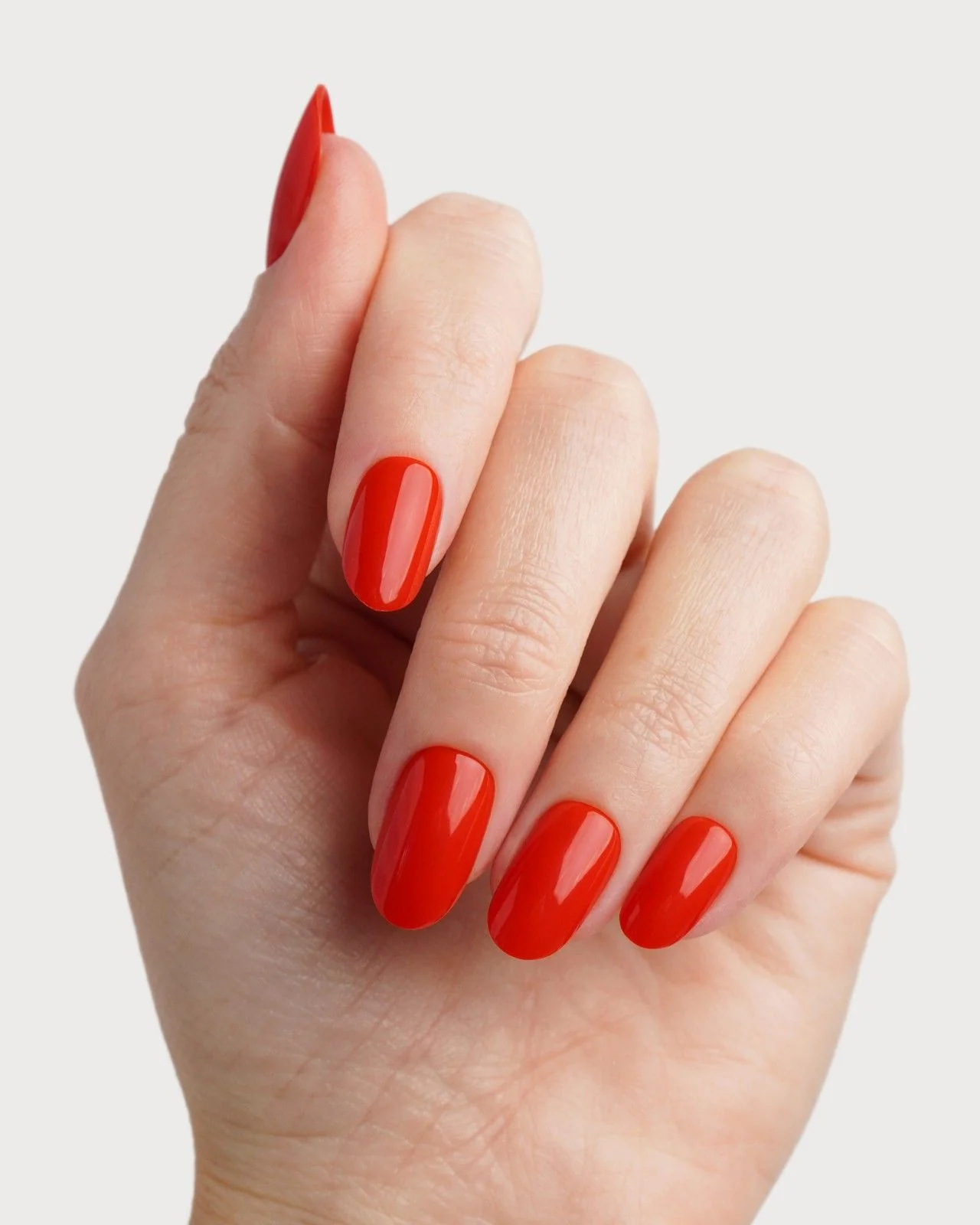 Rose Red Medium Round Soft Gel Press Ons - Image 4