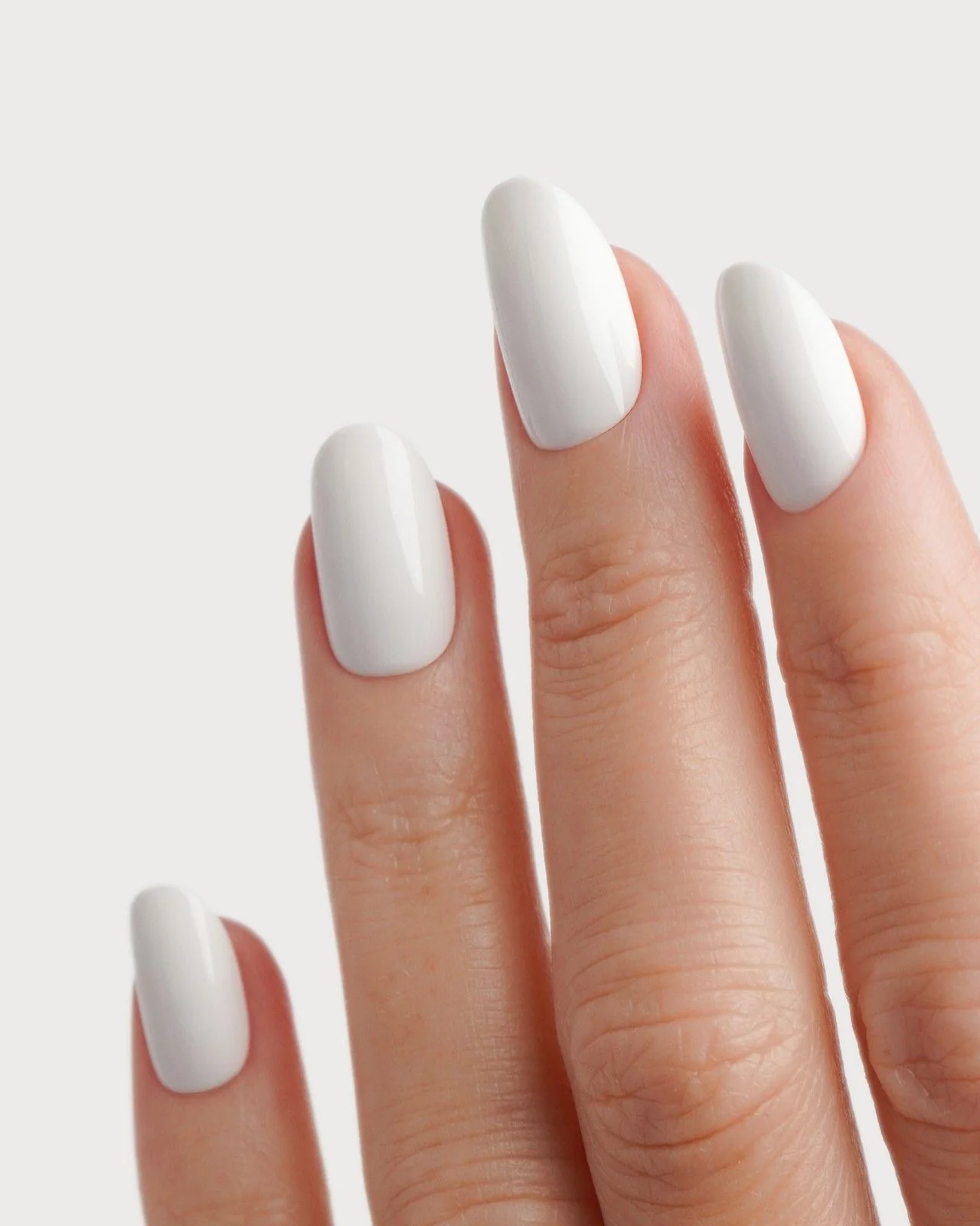 Snow White Medium Round Soft Gel Press Ons - Image 2