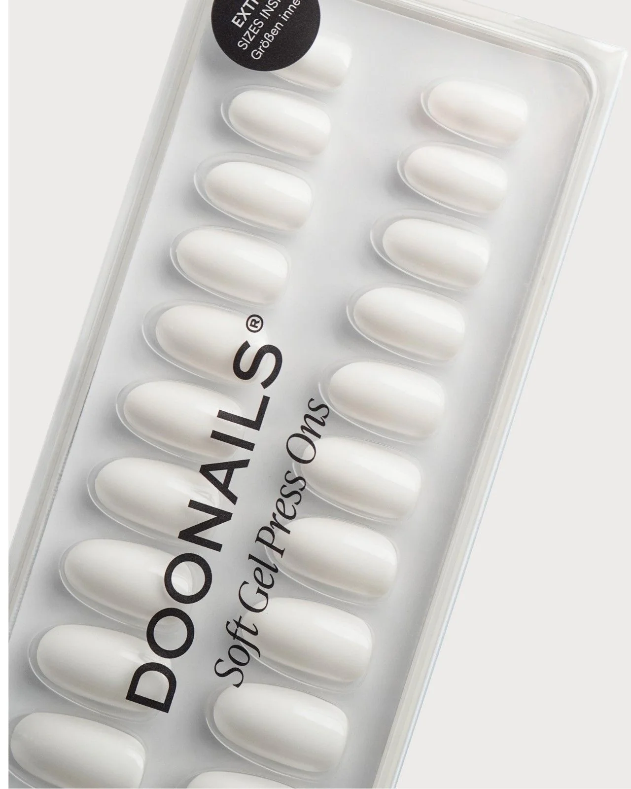 Snow White Medium Round Soft Gel Press Ons - Image 5